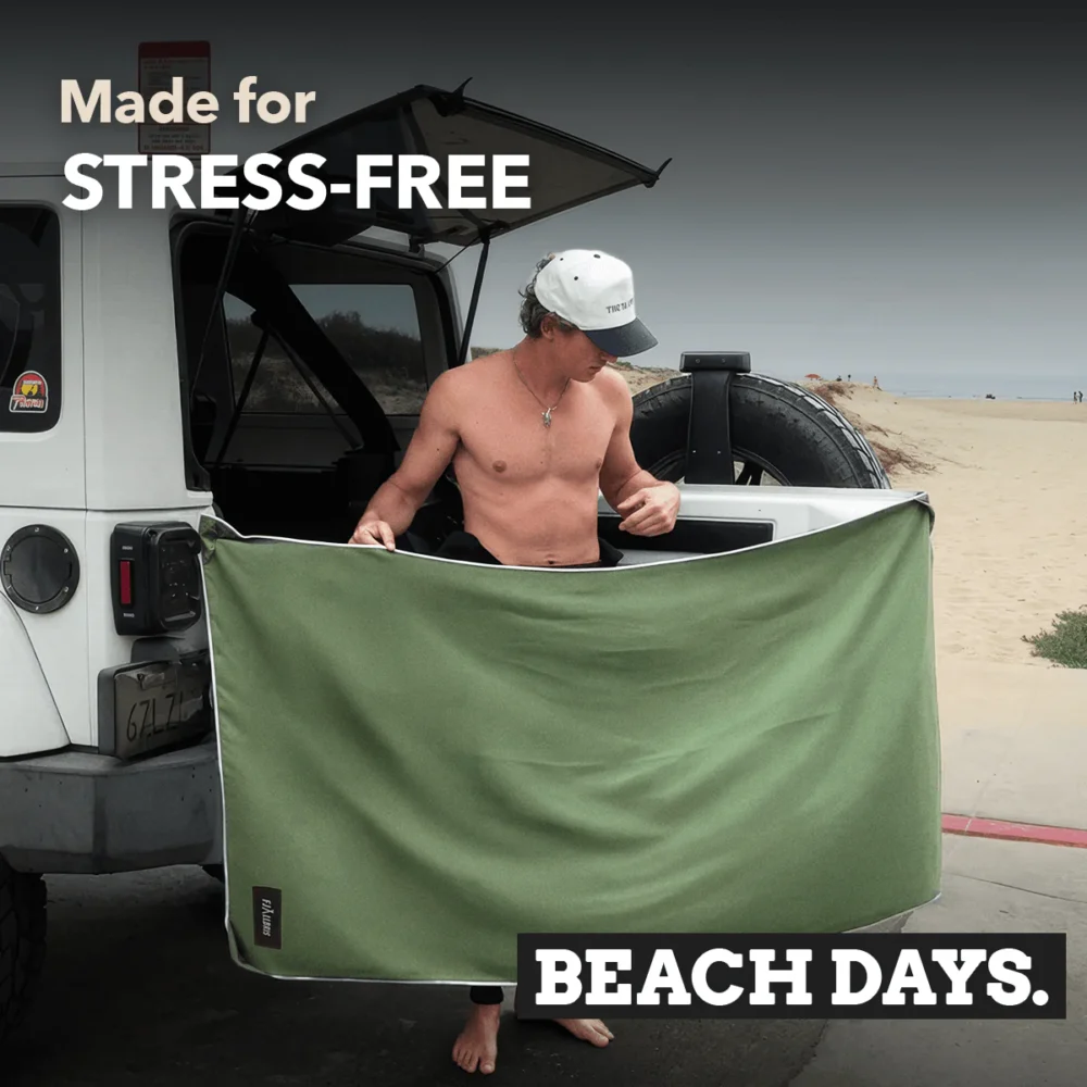 Multifunctional Magnet Beach Towel