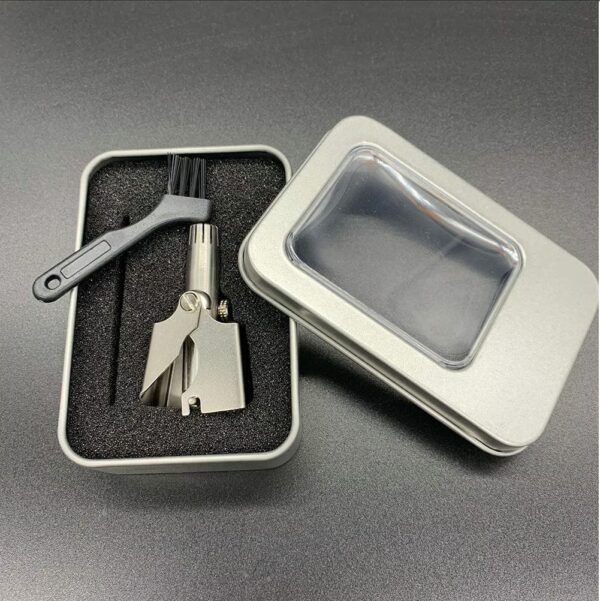 Convenient Portable Nose Hair Trimmer for Men - Image 9