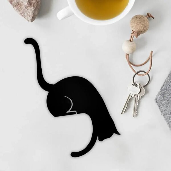 Creative Unique Playful Animals Hanger For Home Decoration - Image 4