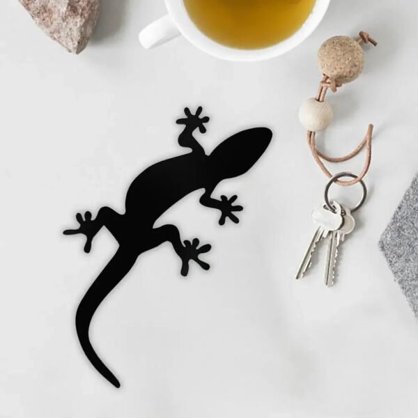 Creative Unique Playful Animals Hanger For Home Decoration - Image 3