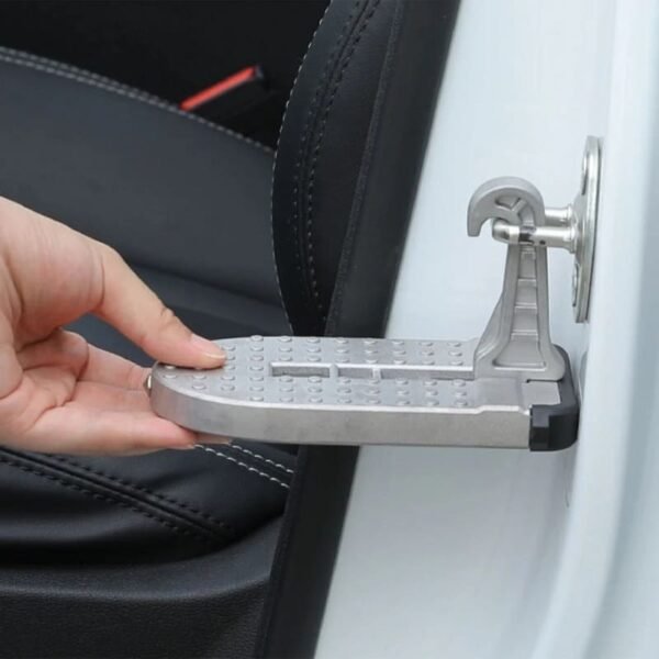 Portable Car Door Step For Easy Roof Access - Image 4