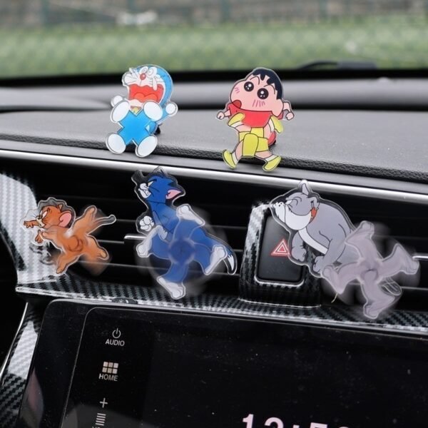 Cute Tom and Jerry Cartoon Rotating Car Air Outlet Decoration - Image 4