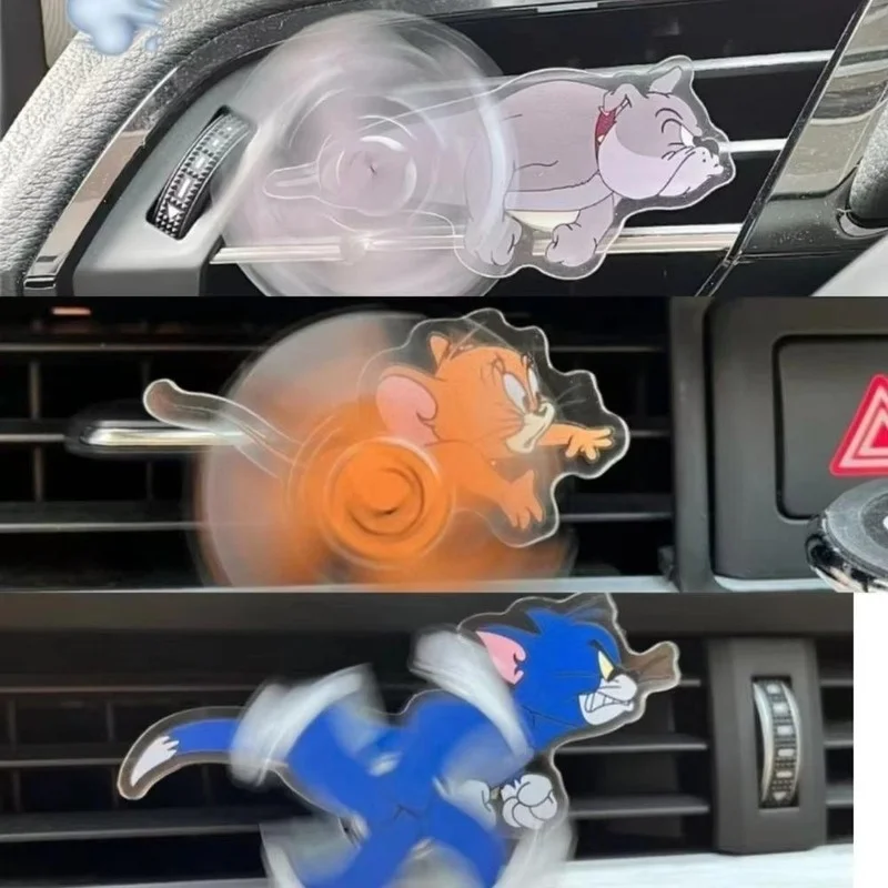 Cute Tom and Jerry Cartoon Rotating Car Air Outlet Decoration