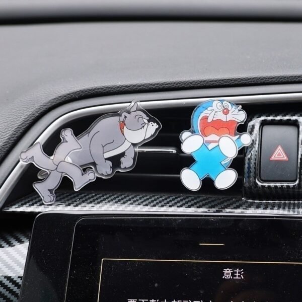 Cute Tom and Jerry Cartoon Rotating Car Air Outlet Decoration - Image 3