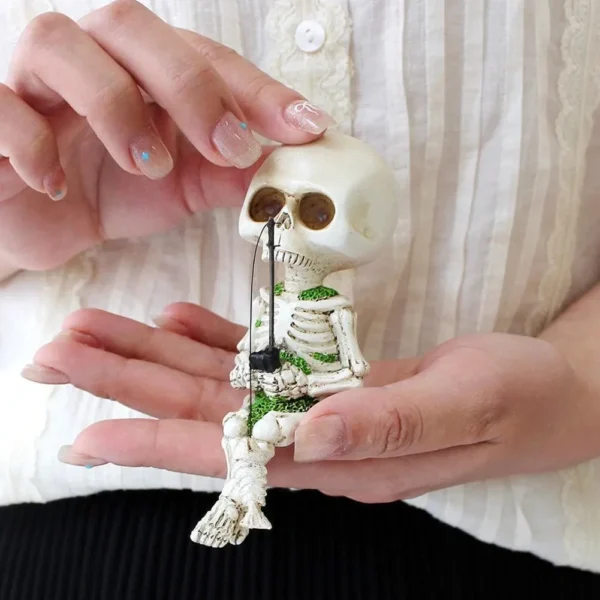 Fishing Skeleton Statue Halloween Garden Accessory - Image 12