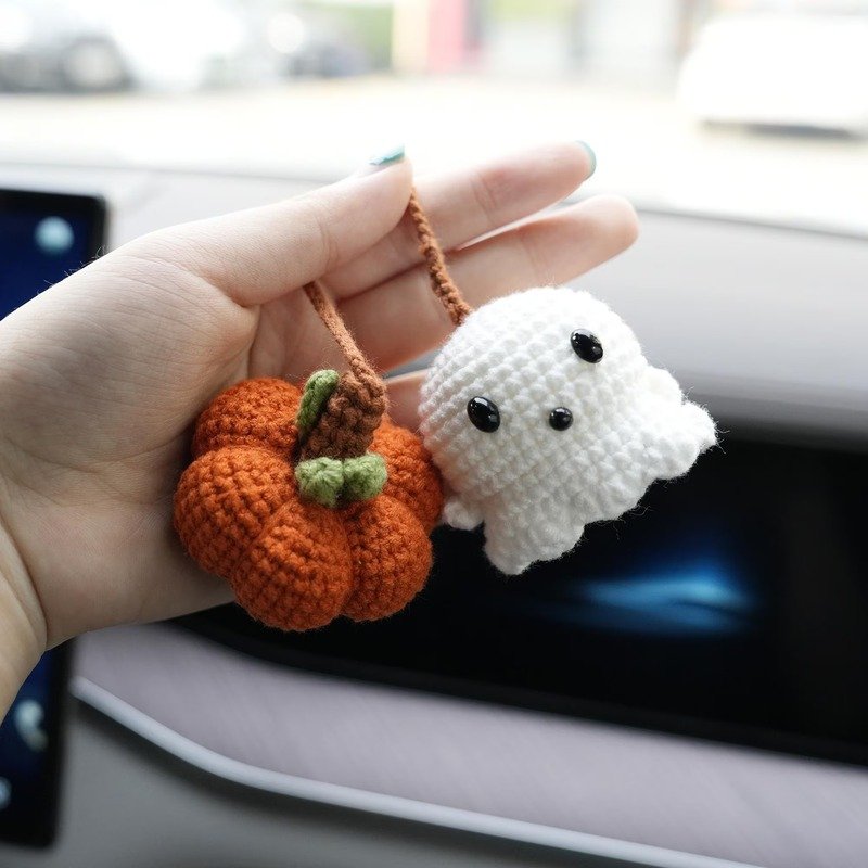 Ghost Pumpkin Ornament Spooky Car Charm for Halloween Vibes - Image 2
