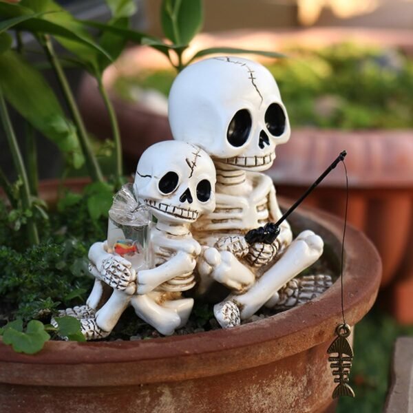Fishing Skeleton Statue Halloween Garden Accessory - Image 11