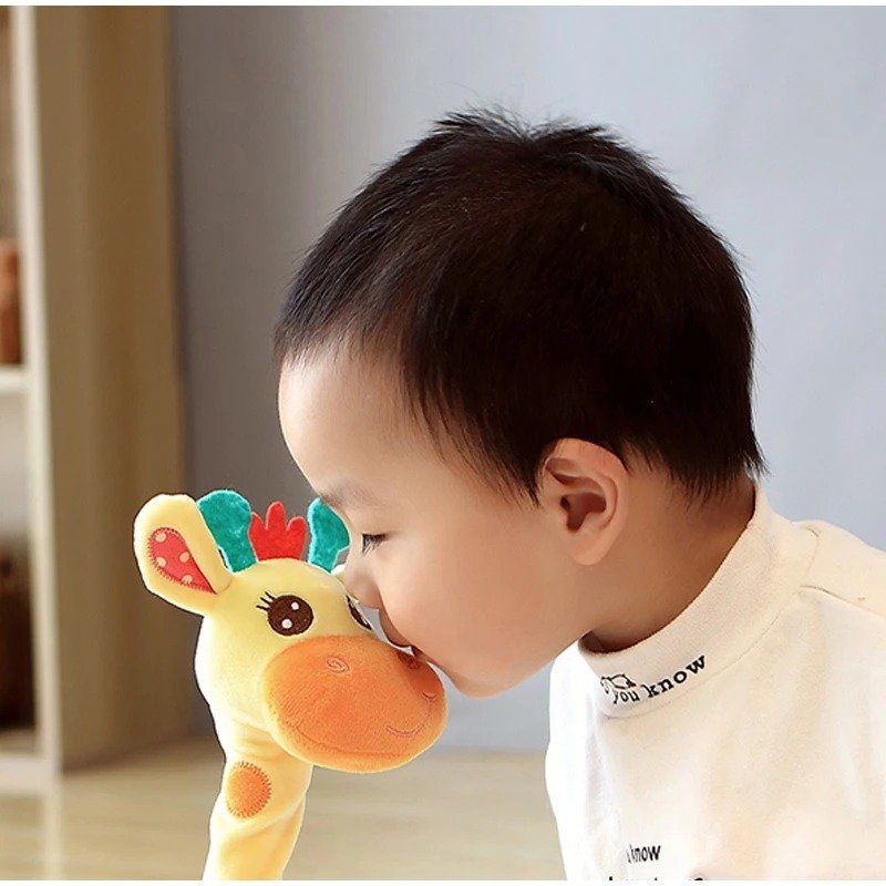 🦒🎵🗣️ Talking Giraffe Toy: Sings, Dances & Repeats What You Say! - Image 10